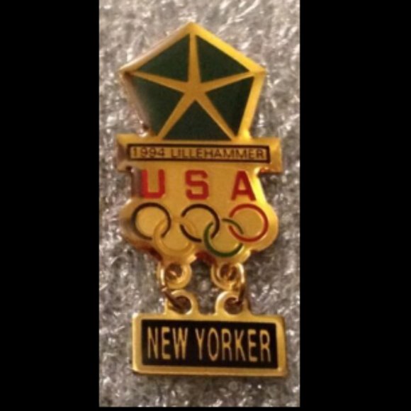 Lillehammer 1994 Olympic Pin ~ Chrysler New Yorker ~ by HoHo NYC ~ Car ~ Auto - Picture 1 of 2